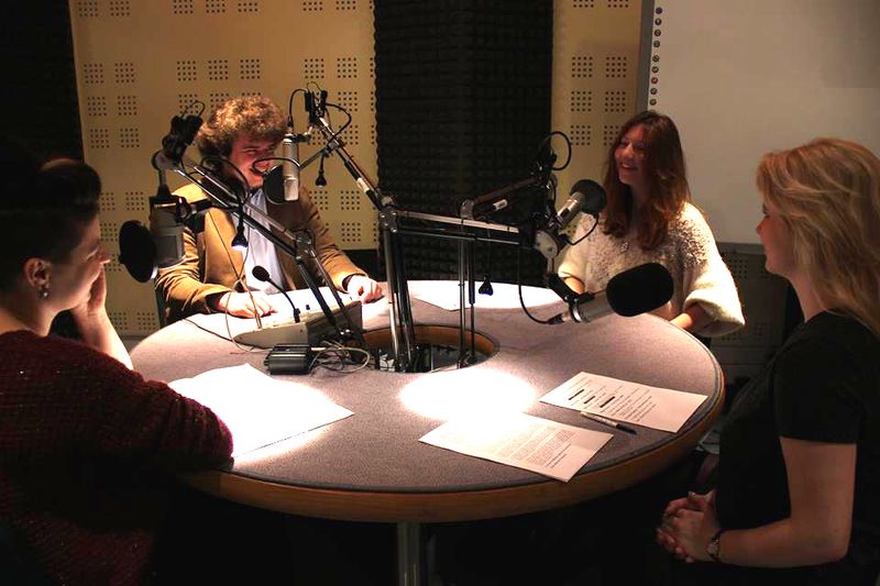 Jan Białostocki, Aneta Filipkowska, Paulina Radke i Joanna Łaszcz w studiu Radia MORS