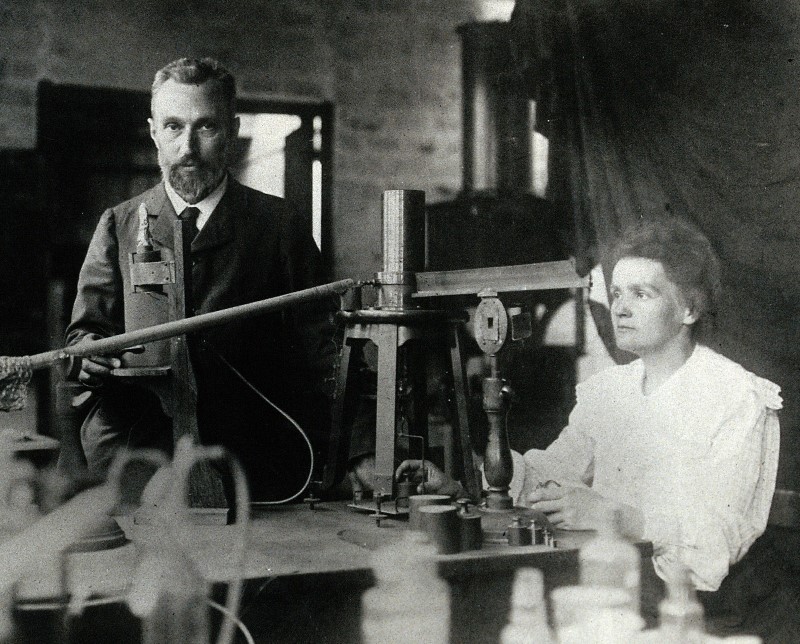 Pierre and Marie Curie in the laboratory Fot. Public Domain