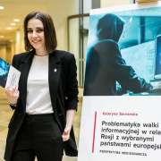 Kataryna Savranska, laureatka 6 edycji konkursu Medi@stery promuje swoją książkę